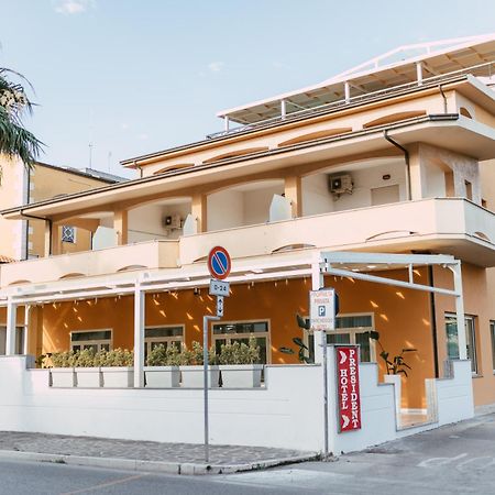 ואסטו Hotel President מראה חיצוני תמונה
